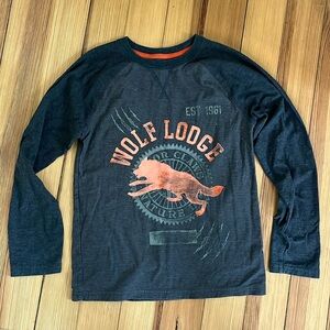 Lightweight long sleeve wolf tshirt